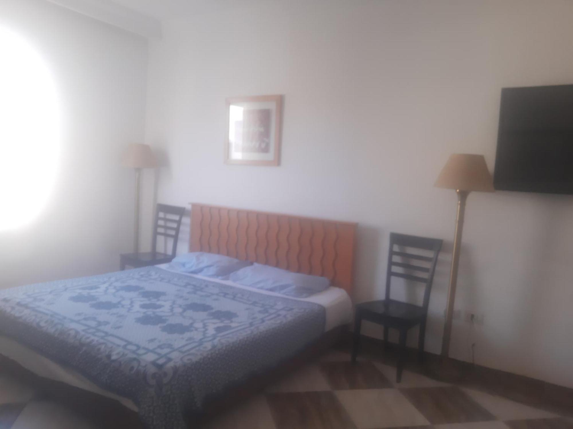 Sheraton Plaza Retreat Apartman *
